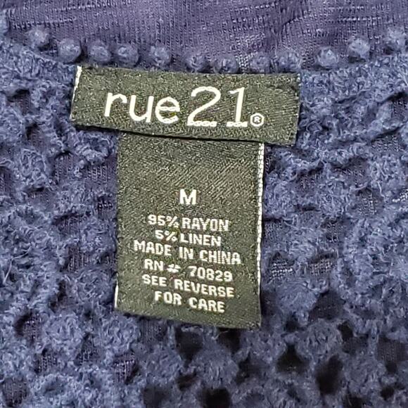 Rue 21 Navy Racer Back Lace Top Medium - Picture 5 of 6